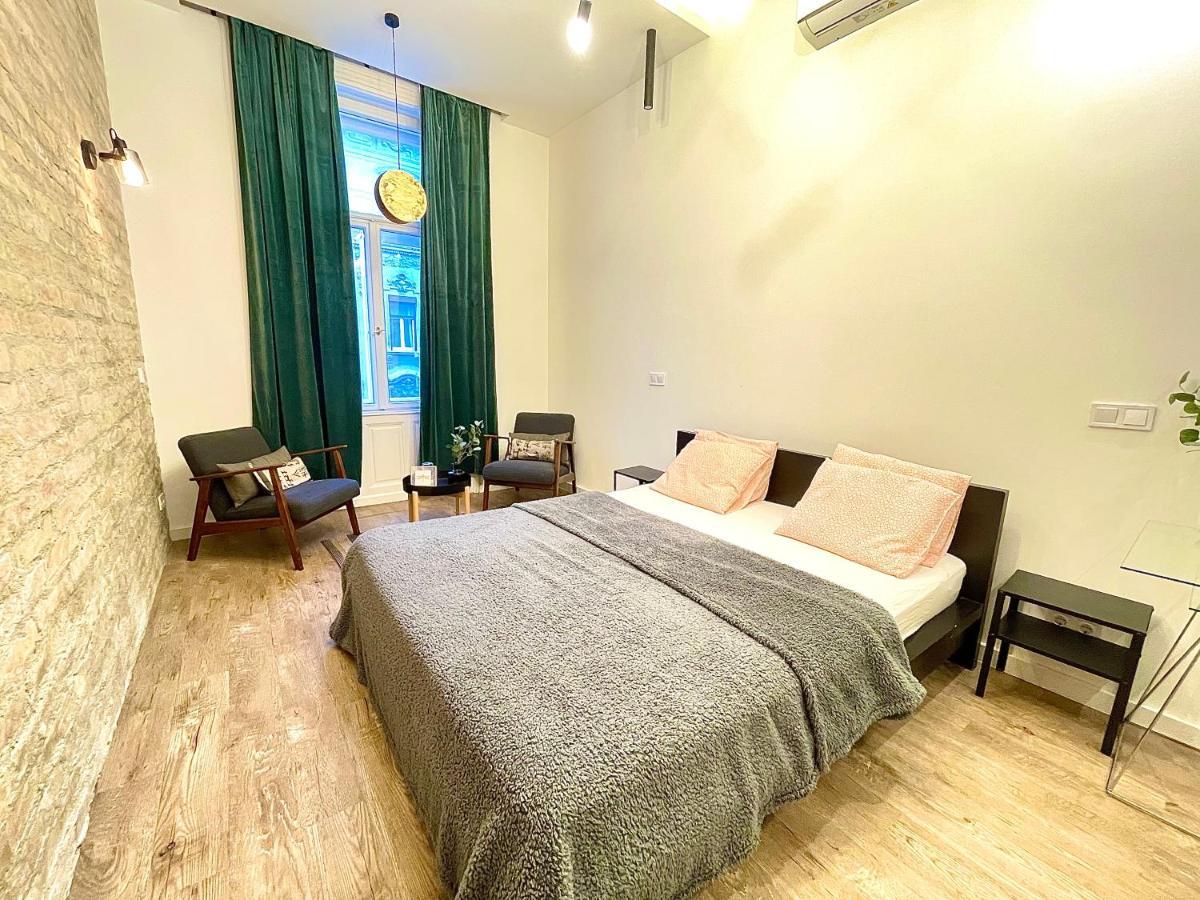 Dream Romance Residency - Finnish Sauna Budapest Extérieur photo